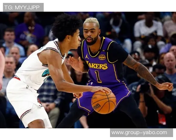 拉塞尔的低迷表现印证湖人放弃决策正确仅换得DFS半年使用权却值得深思