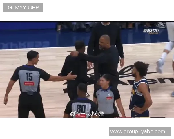 乌度卡反思险些被逆转的比赛防守失误导致弗拉格与克莱频频得分