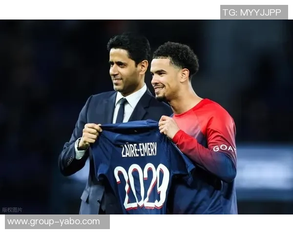 英格兰队今日训练迎来U20小将莱西塞缪尔坎贝尔三位新星加入